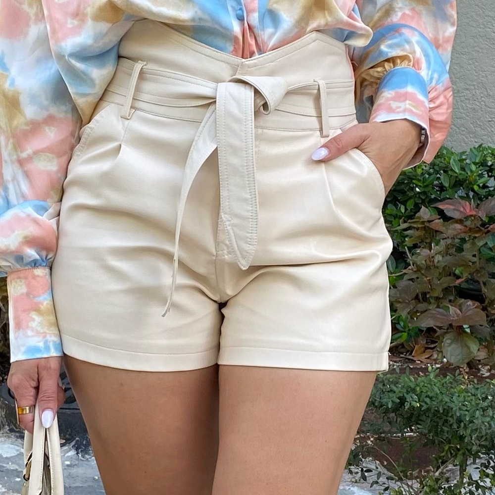 ✨ NWT Faux Leather High-Waisted Shorts ✨